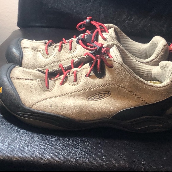 KEEN 1015205 Women’s Tan Cream Suede Hiking Climbing Shoes Size 5.5 - Picture 2 of 11